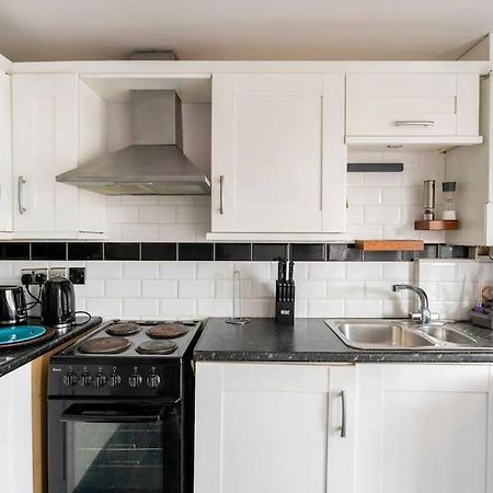 Lovely One Bedroom Flat. Belfast Eksteriør bilde